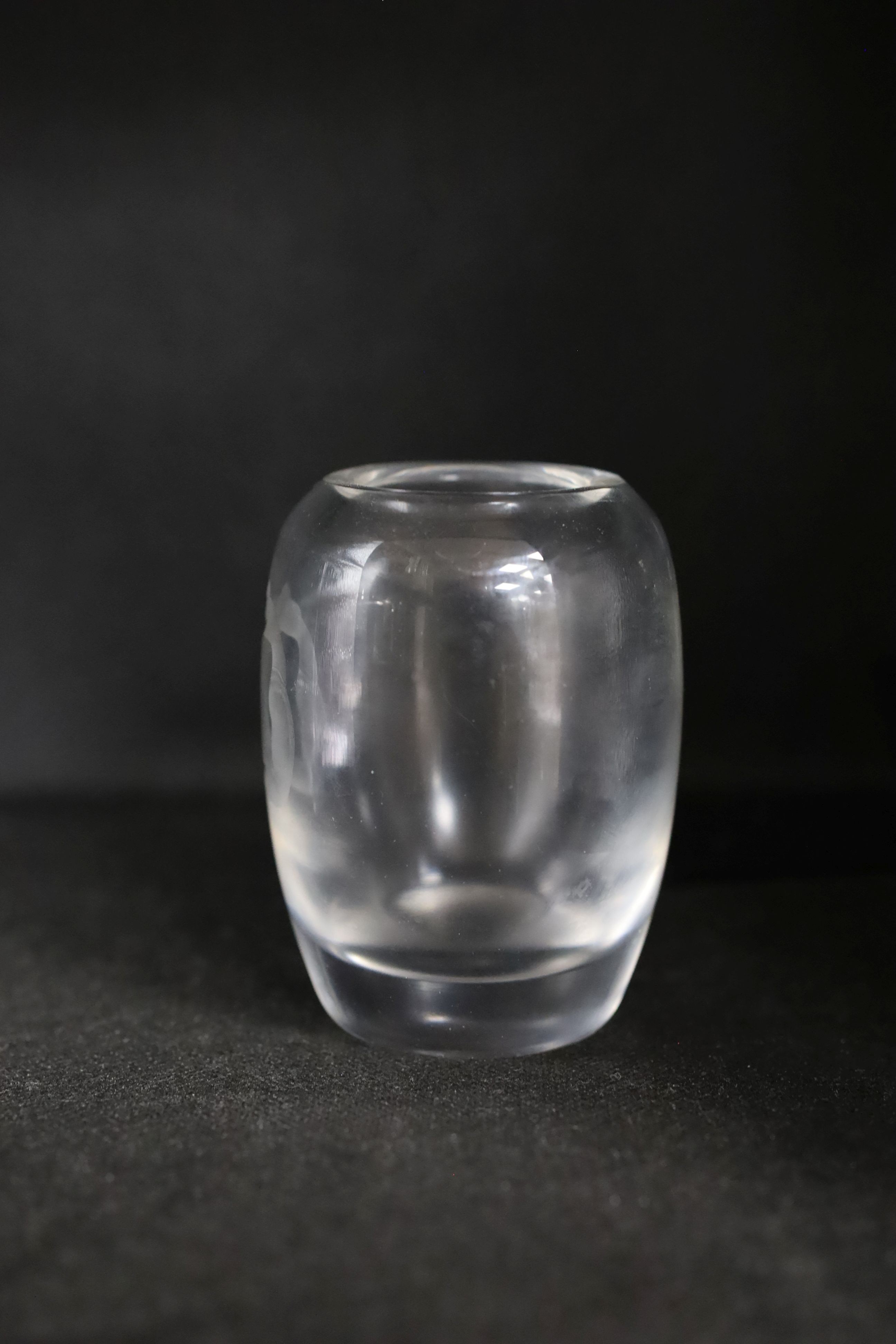 A small Orrefors engraved glass vase, signed Gate, 9cm